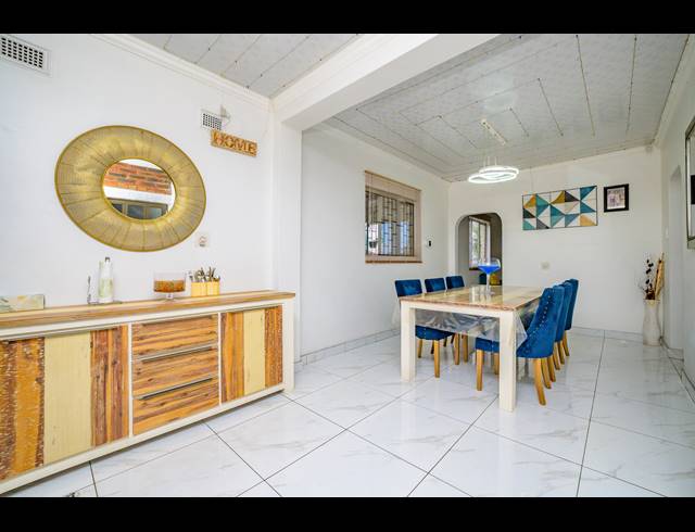 4 BEDROOM HOUSE FOR SALE IN MOUNT VERNON
